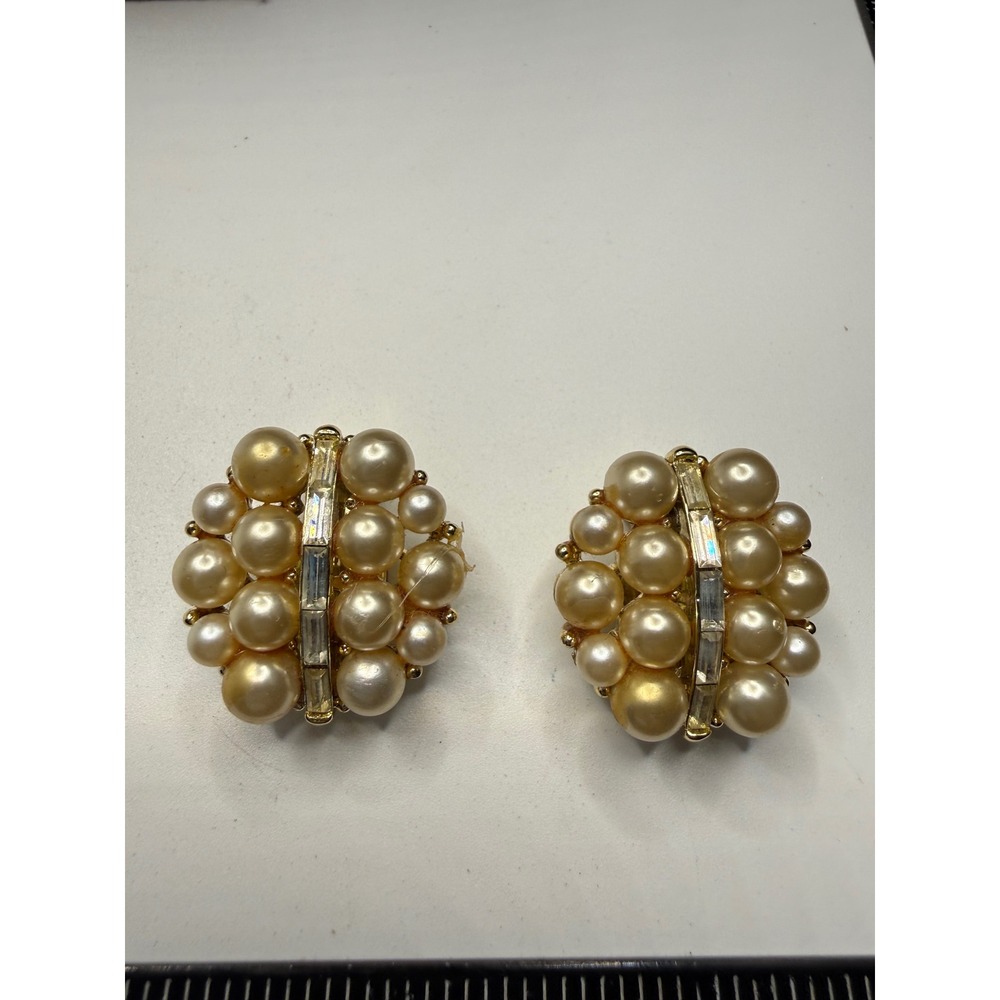 Vintage Lisner Faux Pearl Baguette Rhinestone Gold Tone Clip On Earrings Signed